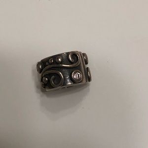 3 for $35!! Pandora silver clip with pink stone